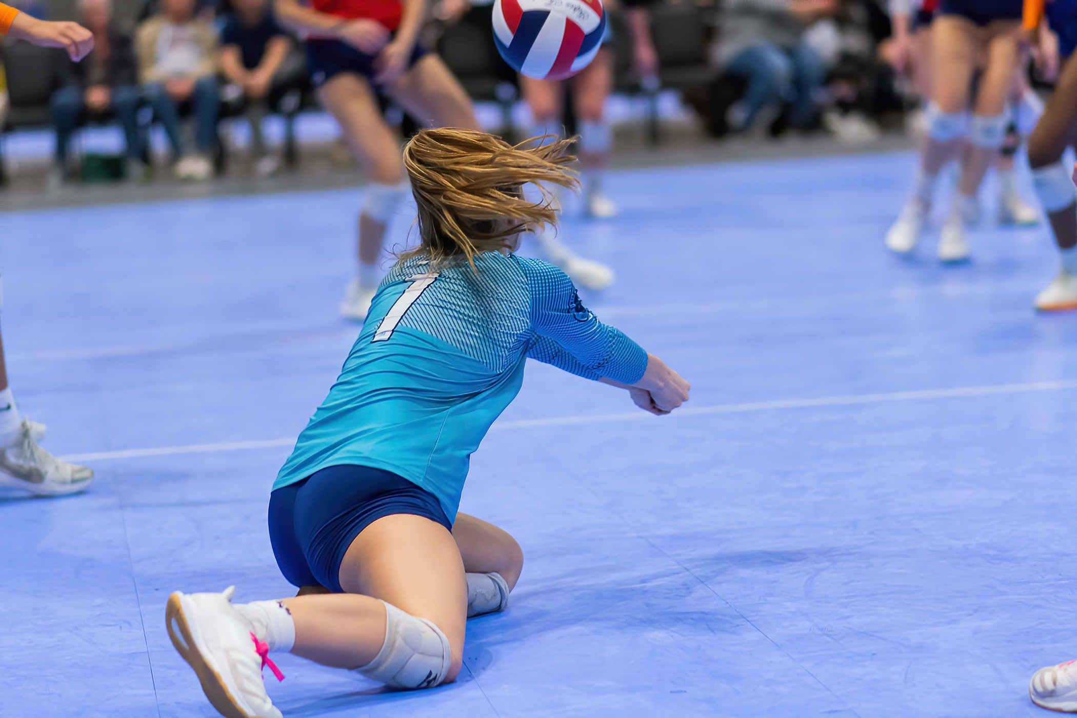 Katie Jones, Volleyball